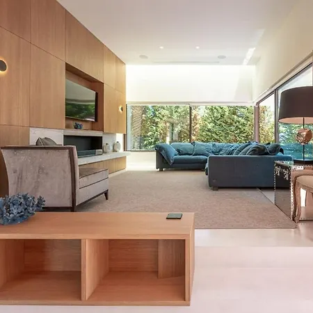 Villa Vanessa Near Beach