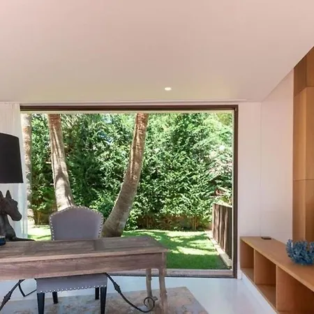 Villa Vanessa Near Beach Apartment *